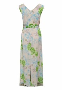 Robe longue sans manches avec col en V et ceinture, présentant un motif floral de grandes fleurs vertes et bleues sur un fond clair.