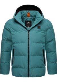 Tirkizna izolirana puffer jakna s crnom kapuljačom, prednjim zatvaračem, dva bočna džepa i logotipom na lijevoj strani prsiju.