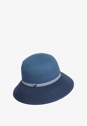 Plavi tkani šešir od sunca s širokim obodom, koji ima prugasti tekstilni trak oko krune i naglasak s gumbom sa strane.