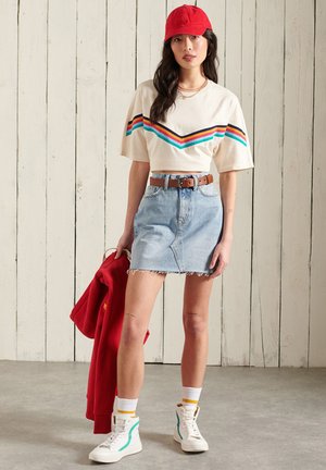 T-shirt print - buttercream