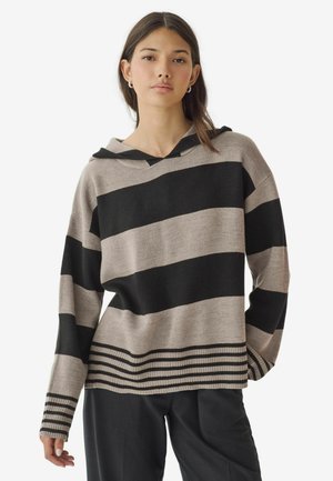 Stribet hættebluse i beige og sort med brede vandrette striber samt ribbede kanter og manchetter for øget struktur.