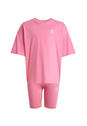 SET  - Shorts - pink fusion