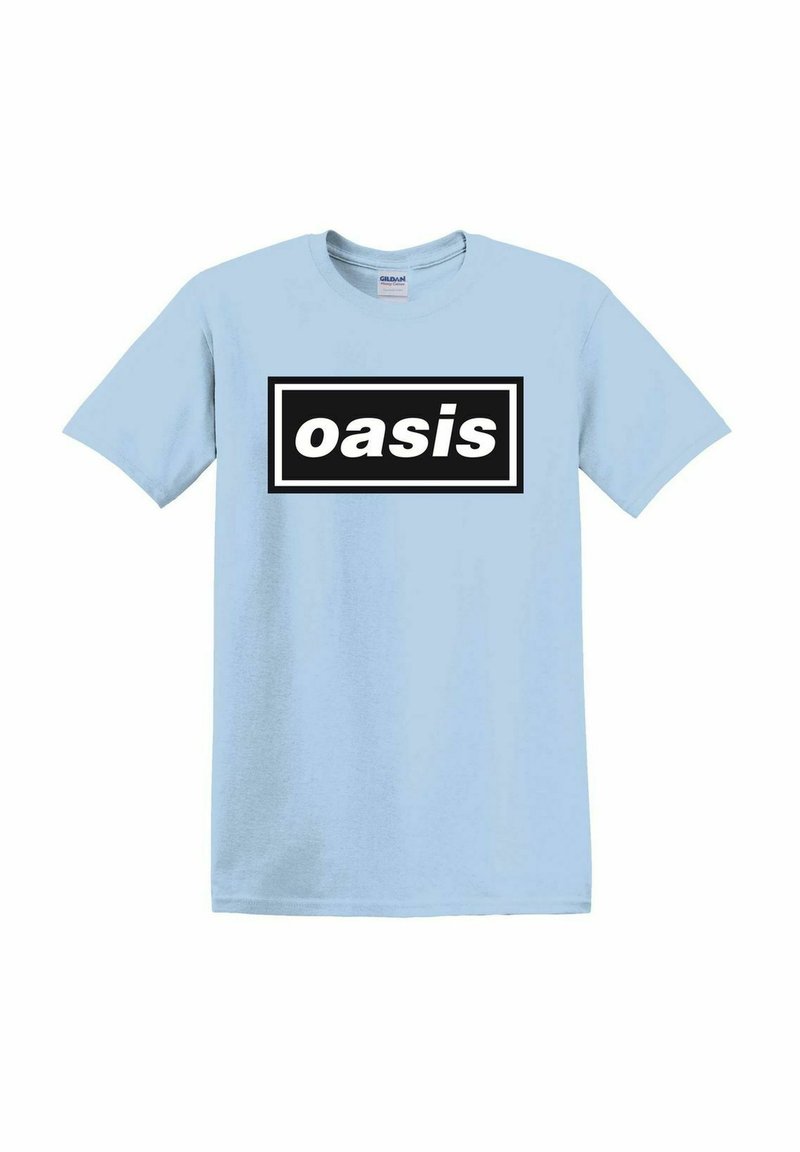Camiseta de algodón azul claro con un logo rectangular negro que presenta la palabra "oasis" en blanco, colocado de forma central en la parte delantera.