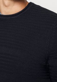 Only & Sons ONSBLADE CREW NECK - Camisola - dark navy