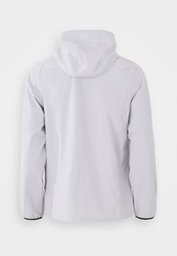 Ανοιχτό γκρι μπουφάν με κουκούλα και αδιάβροχη, λεία επιφάνεια. Διαθέτει μακριά μανίκια και ελαστικές μανσέτες, με μίνιμαλ σχέδιο.