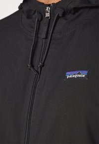 Thumbnail Image 6
