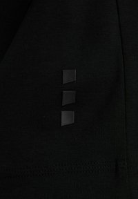 CHASIN' HELY - Hosszú ujjú felső - black