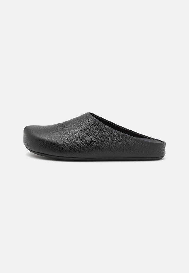 Marni FUSSBETT SABOT - Clogs - black