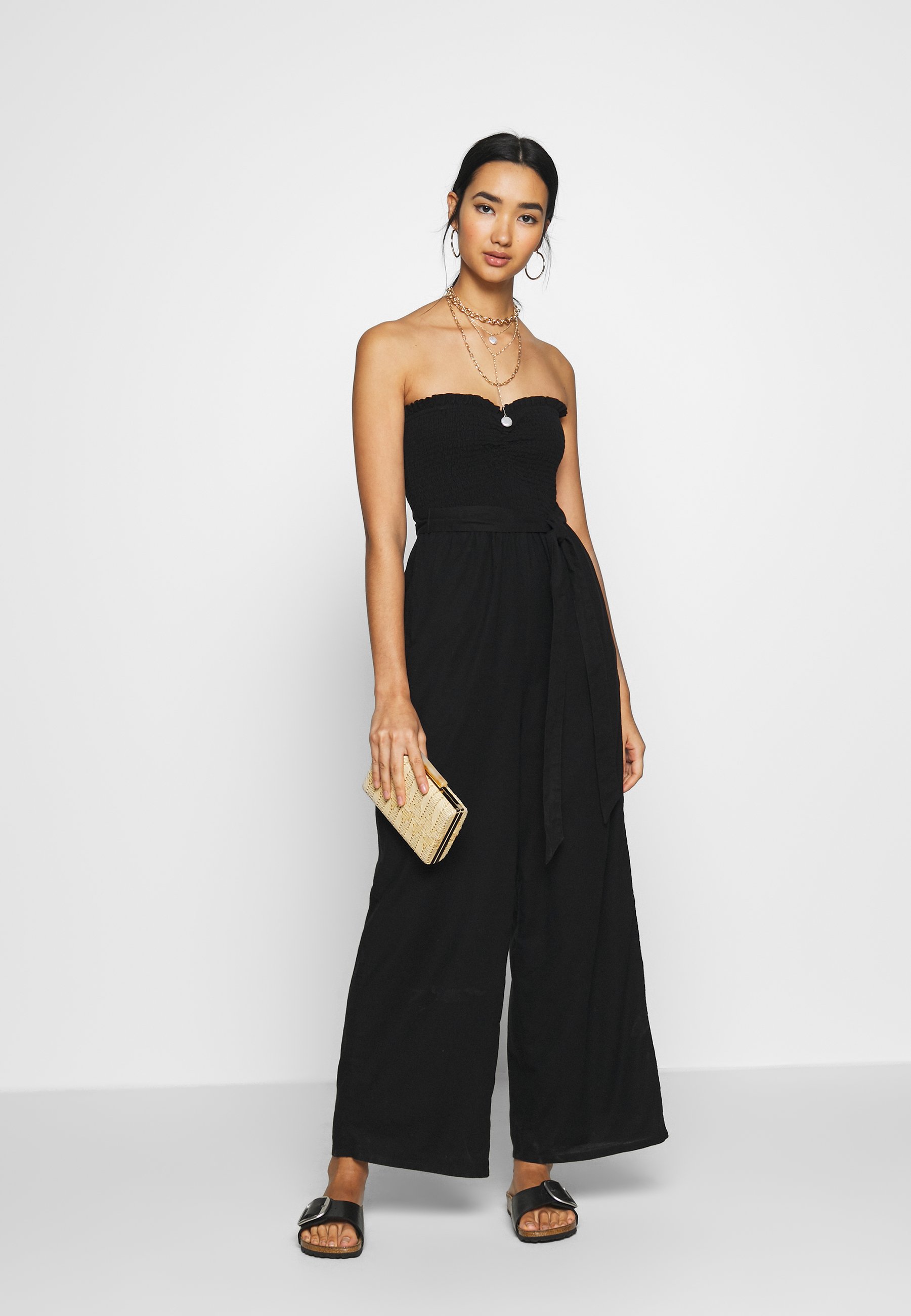 American Eagle EASY SMOCKED TUBE Jumpsuit black Zalando.no American Eagle EASY SMOCKED TUBE - Jumpsuit - black