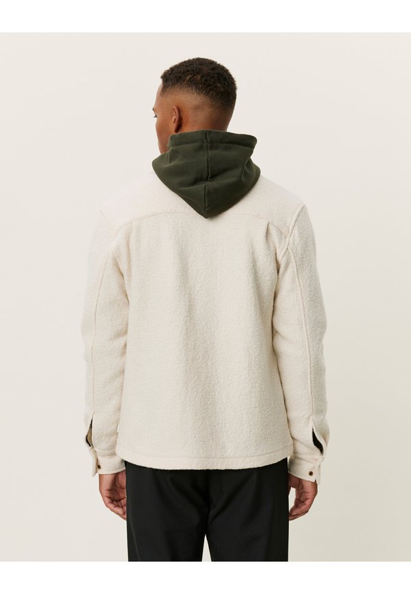 KALEB OVERSHIRT - Light jacket2