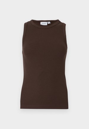 Mouwloze, donkerbruine geribbelde gebreide tanktop met ronde halslijn en aansluitende silhouet, voorkant op effen lichte achtergrond.