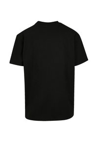 Schwarzes Baumwoll-T-Shirt mit kurzen Ärmeln, Rundhalsausschnitt und lässiger Passform; glatte Textur und einfarbig ohne Muster oder Akzente.