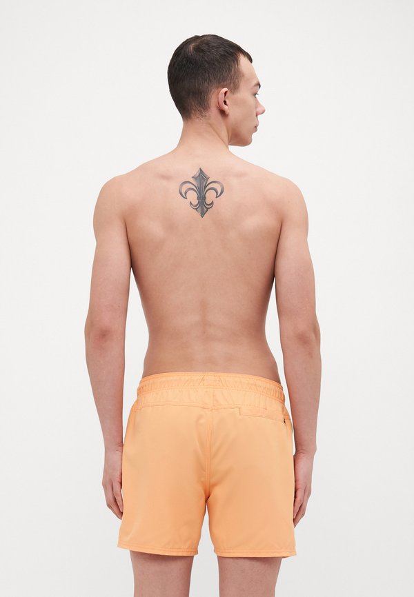 OFFSET VOLLEY - Swimming shorts - mandarin zest2