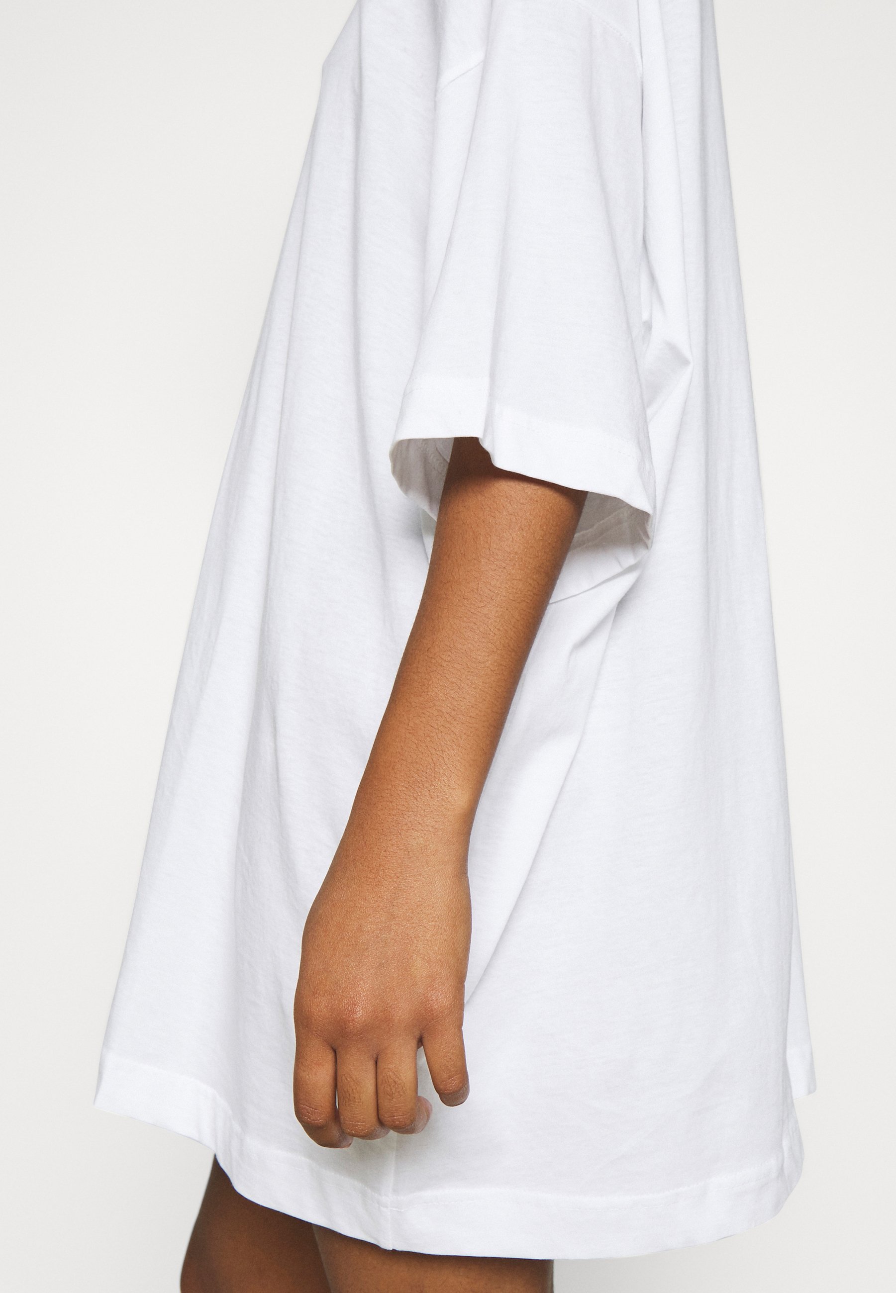Damen HUGE - T-Shirt basic Damen HUGE - T-Shirt basic