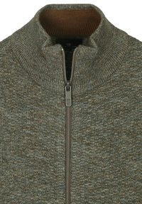 Grijze zip-up jas met een gestructureerd breiontwerp, voorzien van een hoge kraag en een bruine voering. Voorzien van een ritssluiting aan de voorkant en ribgebreide details.
