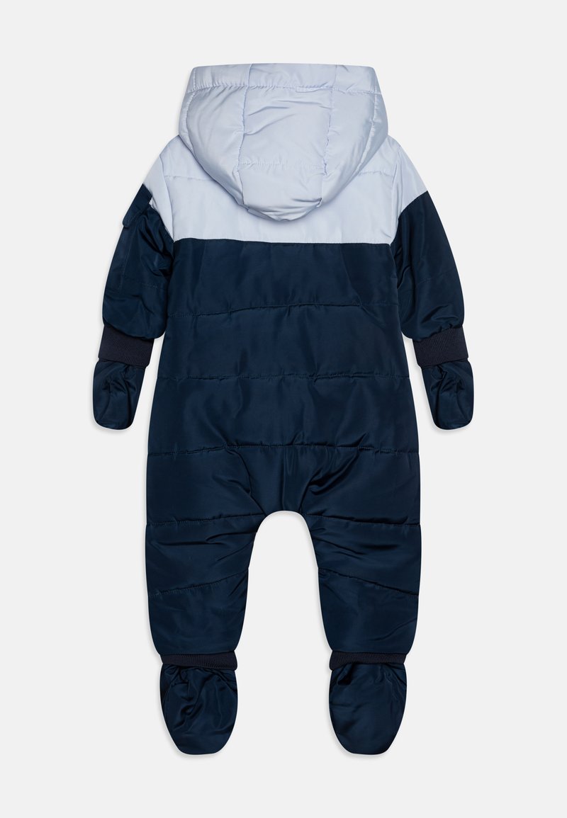Collection Mode Hugo Boss pour Hommes et Enfants