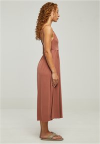 Urban Classics Combinaison - terracotta