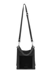 Czarna skórzana torba na ramię z zamszowym przodem. Posiada uchwyt u góry i regulowany pasek. Elegancki, minimalistyczny design. Akcenty w srebrnym kolorze.