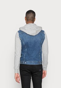 Jack & Jones JJIJEAN JJJACKET - Casaco de ganga - blue denim