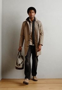 Lindbergh COAT DETACHABLE COLLAR - Cappotto invernale - dark sand