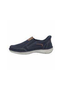 Scarpa slip-on casual da uomo a taglio basso in blu scuro con tessuto testurizzato, dettagli marroni e suola bianca cucita.
