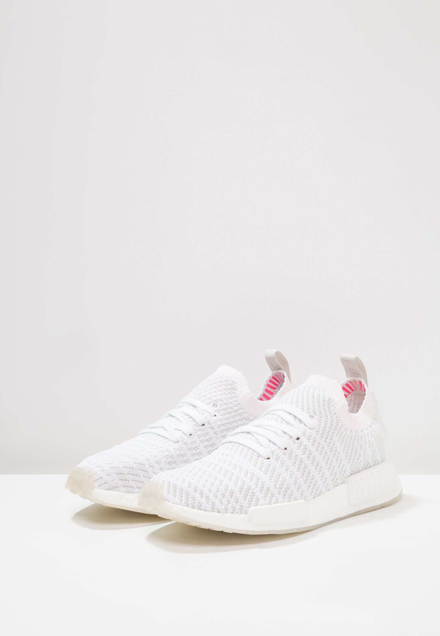 adidas Originals NMD_R1 STLT PK Sneaker low footwear adidas Originals NMD_R1 STLT PK Sneaker low crystal