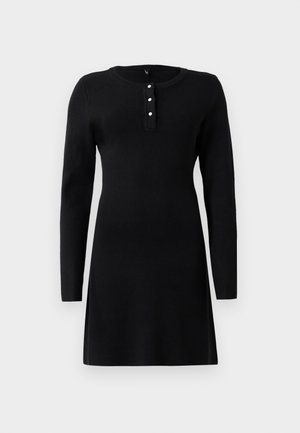 Črna dolga obleka z dolgimi rokavi, izdelana iz lahkega materiala, z zaobljenim izrezom in placketom s tremi gumbi spredaj. Gladka tekstura, do kolen.