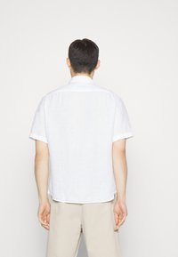 BOSS RASH 2 - Pluus - white