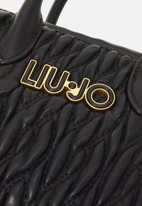 LIU JO ECS BOWLING BAG - Rokassoma - nero