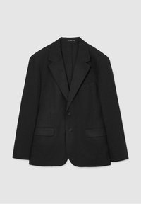 Black blazer with a notched lapel, two-button closure, two side pockets, and a chest pocket. Made of textured fabric, tailored fit.