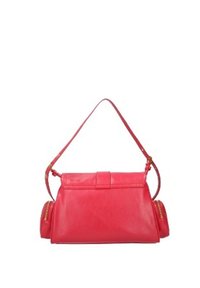 Borsa a tracolla rossa in pelle con design piatto, manico superiore singolo e due tasche laterali con zip. Texture liscia e accenti di hardware minimalisti.