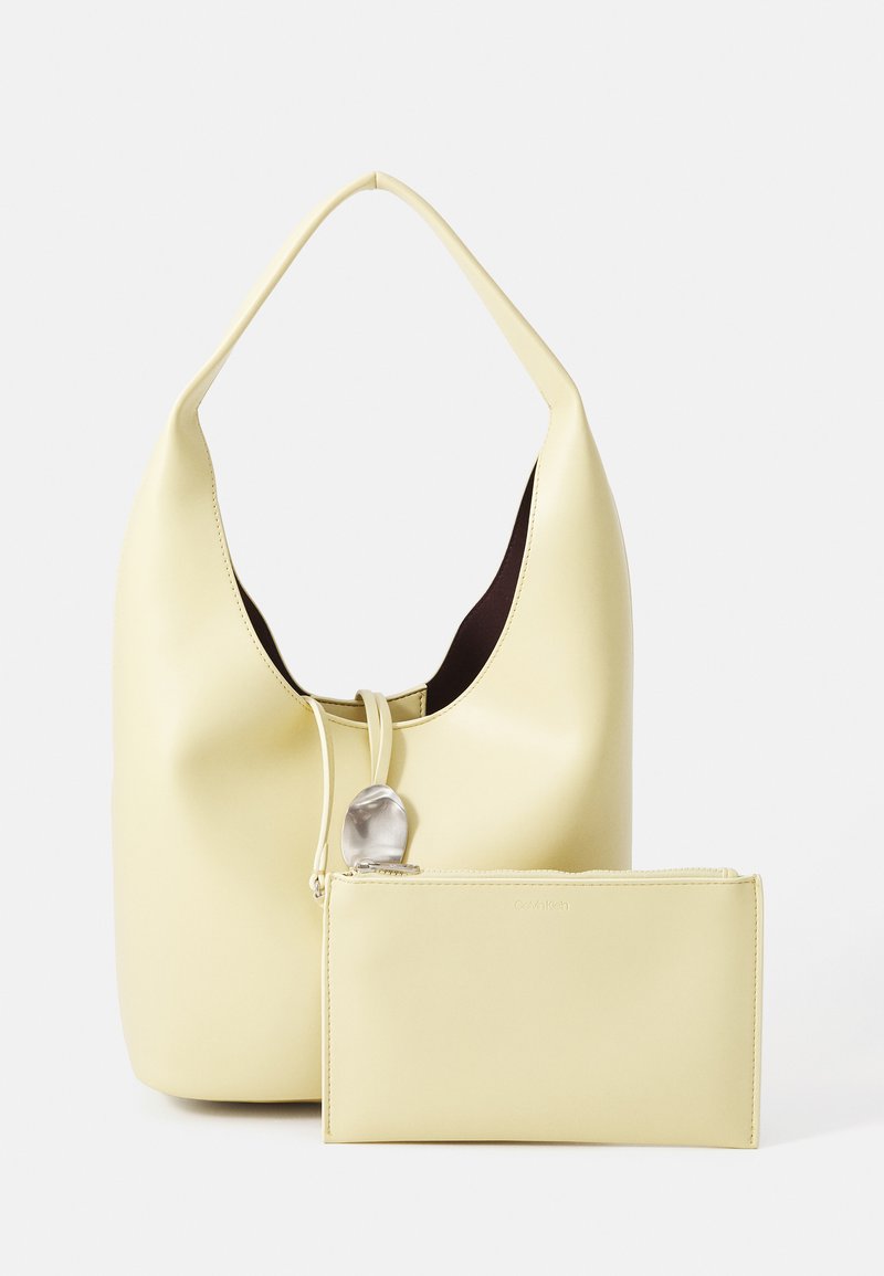 Calvin Klein SET - Kabelka - parsnip