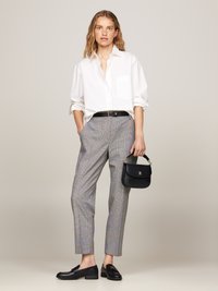 Tommy Hilfiger CHIC CROSSOVER - Taška cez plece - black