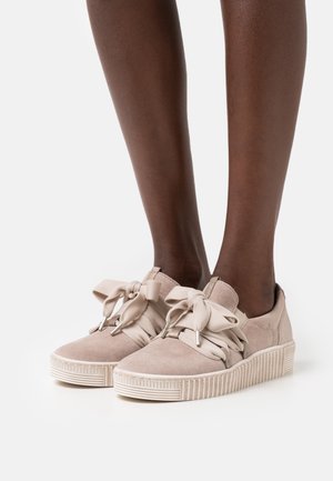 Gabor, Baskets basses - beige