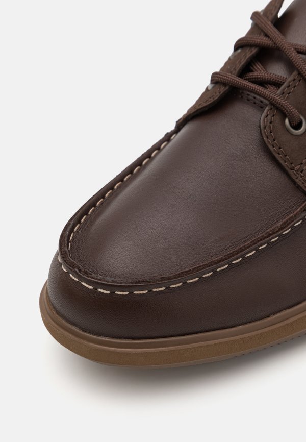 BRATTON - Boat shoes2