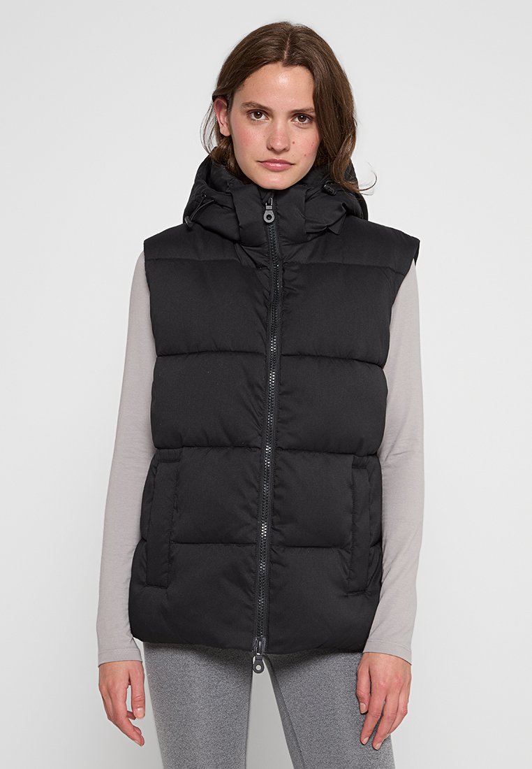Girlfriend Collective Bodywarmer zwart