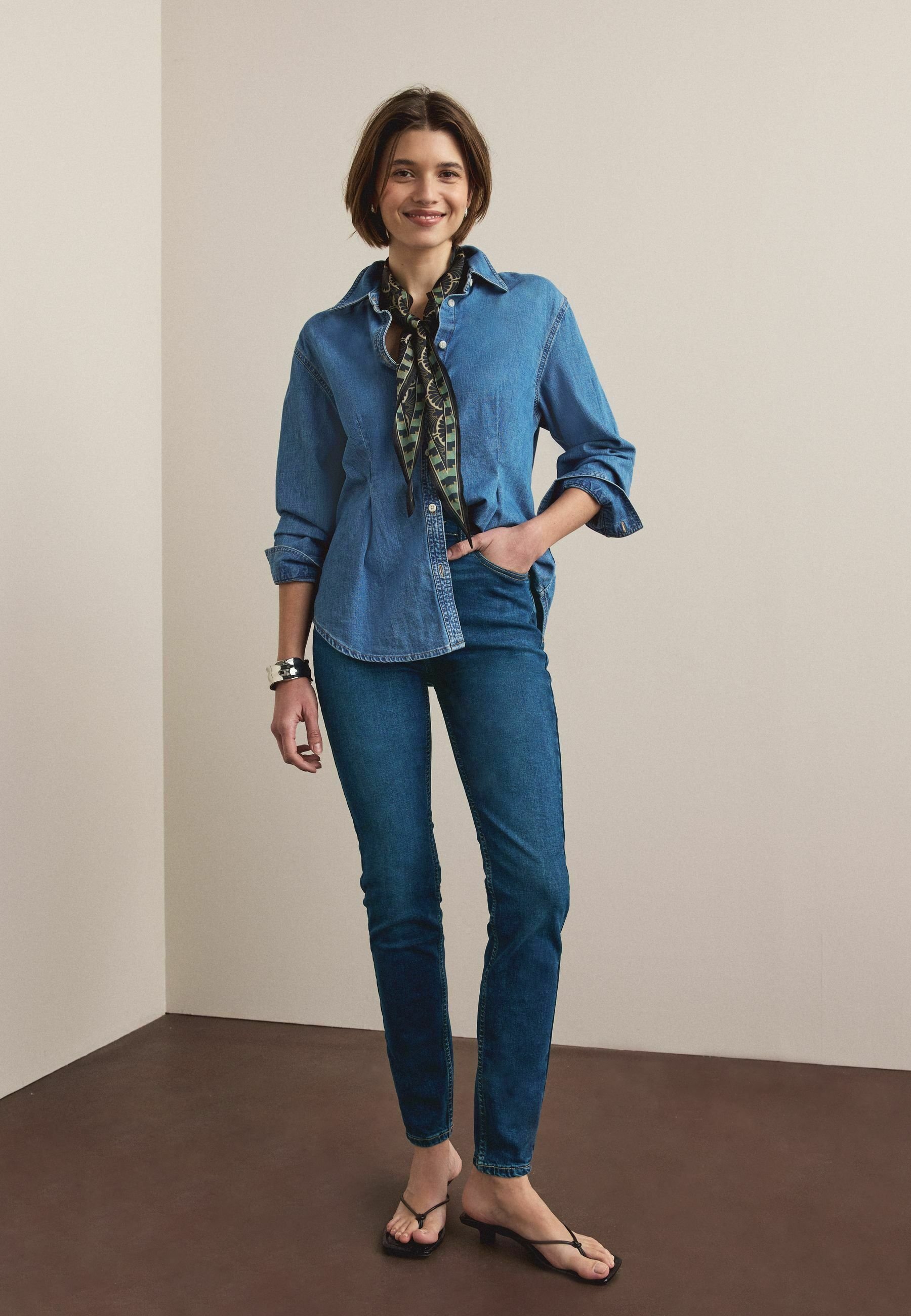 tall-fit-mid-rise-stretch-jean-slim-dark-blue