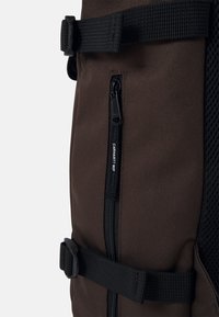 Carhartt WIP PHILIS BACKPACK UNISEX - Sac à dos - tobacco