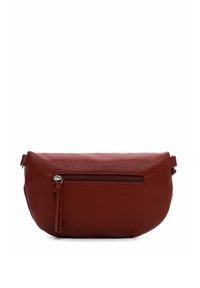 Borsa a tracolla rossa in pelle con forma rotonda. Presenta una tasca frontale con zip, superficie texturizzata e un dettaglio a frangia sulla zip.