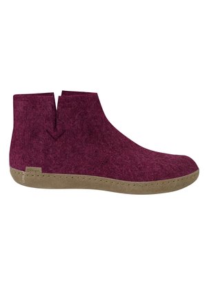 Maroon felt ankle boot with tan rubber sole and small side tag, viewed from the outer side on white background.