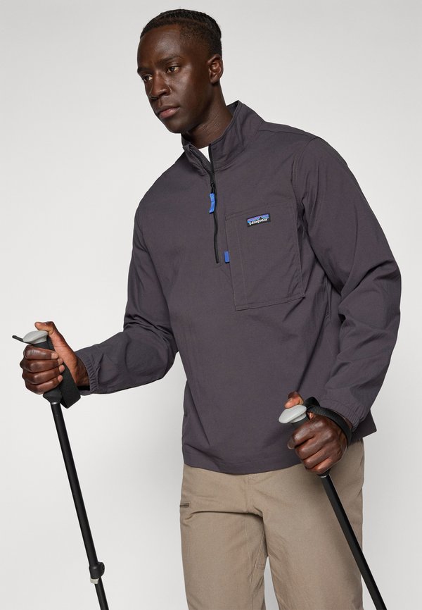 OUTDOOR EVERYDAY MARSUPIAL - Windbreaker2