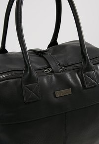 Kidzroom CARE DIAPERBAG - Skötväska - black