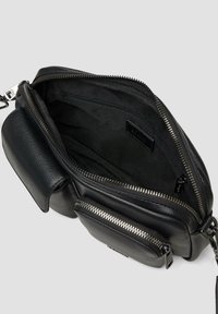 s.Oliver MITTELGROSSE - Cameratas - schwarz