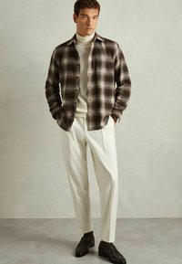 Reiss REGULAR FIT - CROSBY CHECK PATCH-POCKET - Summer jacket - brown multi