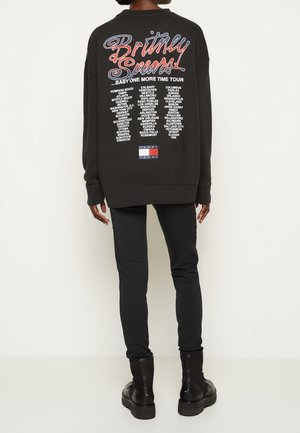 Sweatshirt - black