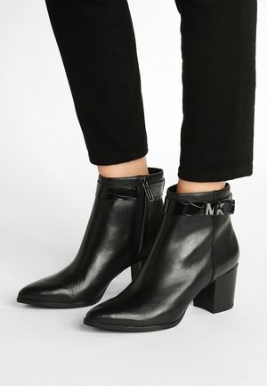 Ankle Boot - black