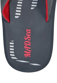 Gray flip-flop with red accents, textured footbed, and white logo "MAD Sea" printed. Features vertical and diagonal white stripes for grip.