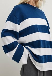NA-KD Maglione - white