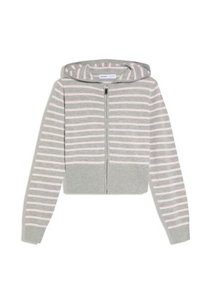 Harmaa ja vaaleanpunainen raidallinen pitkähihaisen vetoketjullisen hupullisen paidan hupullinen paita, jossa on resorit hihansuissa ja helmassa, aseteltuna tasaisesti valkoiselle taustalle.