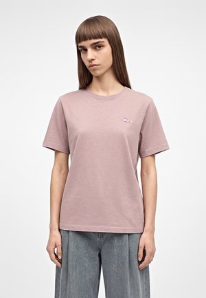 Maison Kitsuné, BABY FOX FADED COMFORT  - Обикновена тениска - misty lilac